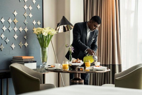 Four Seasons Hotel Singapore image 23