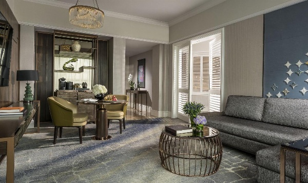 Four Seasons Hotel Singapore image 6